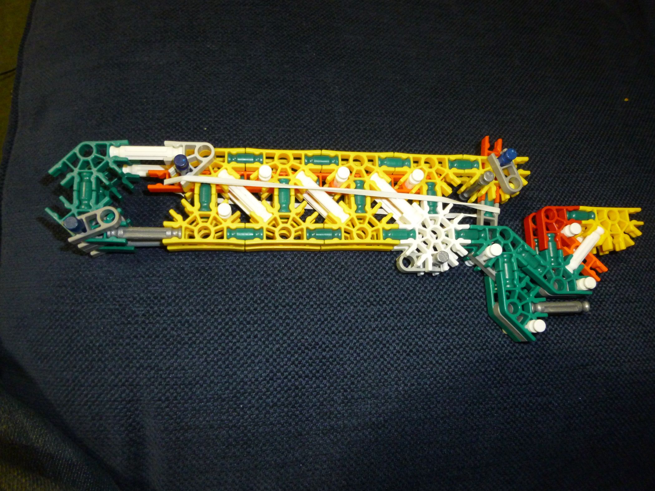 E.P.13S.K.G. (epicpenguin13's Small Knex Gun) : 8 Steps - Instructables