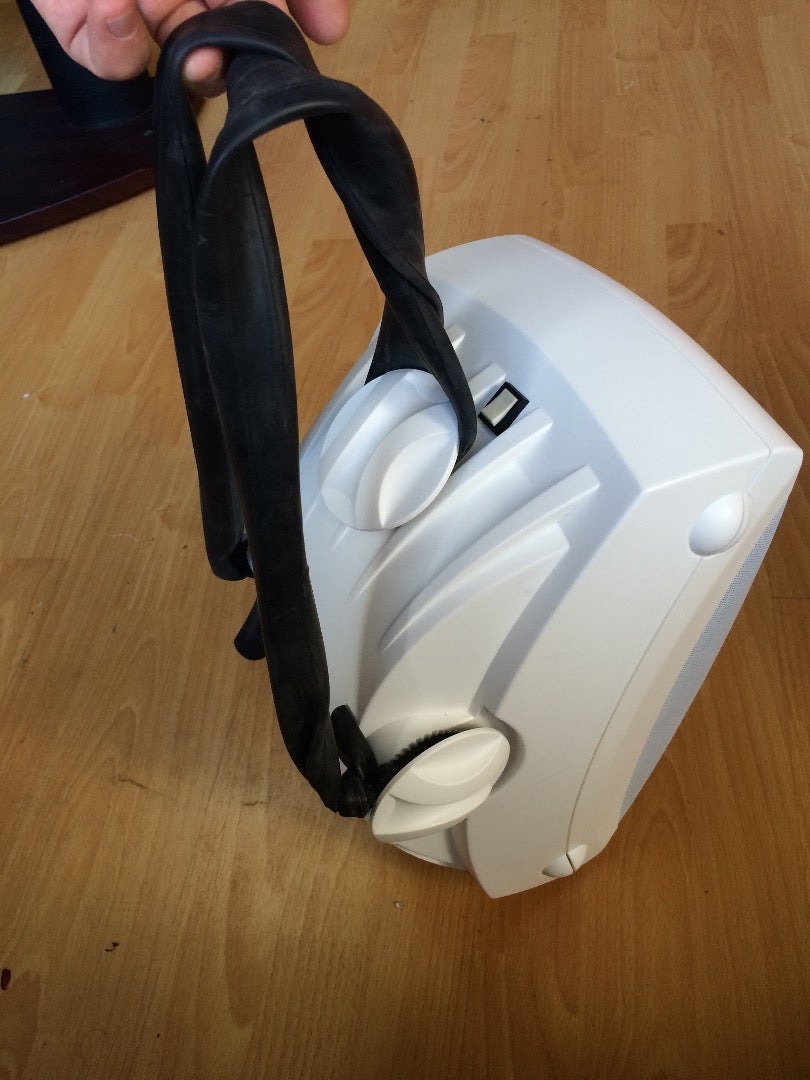 Cheap, Awesome Rechargable Sound System $100 and Better Sound Than Big Jam Box.