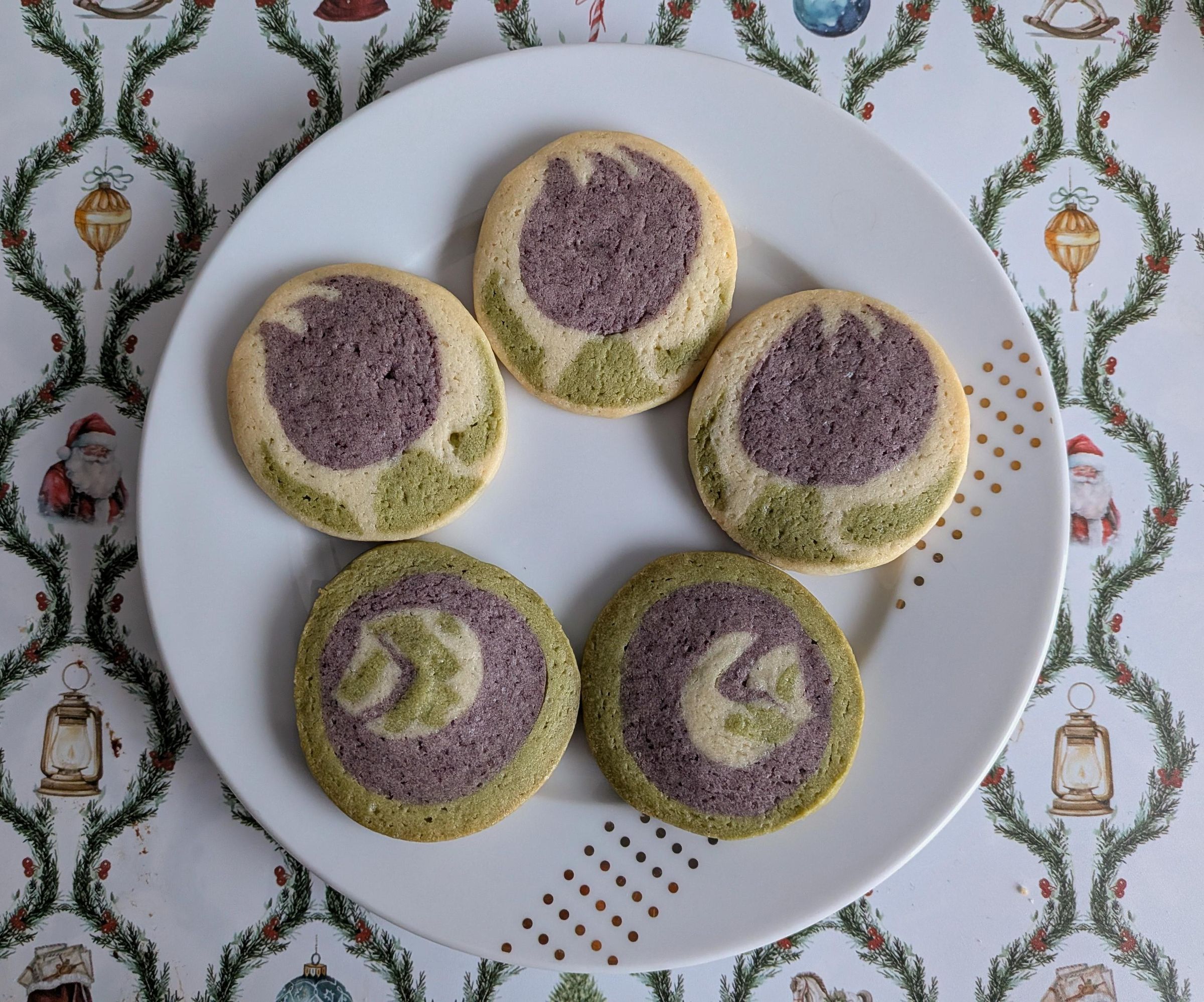 Naturally Colored Tulip Cookies