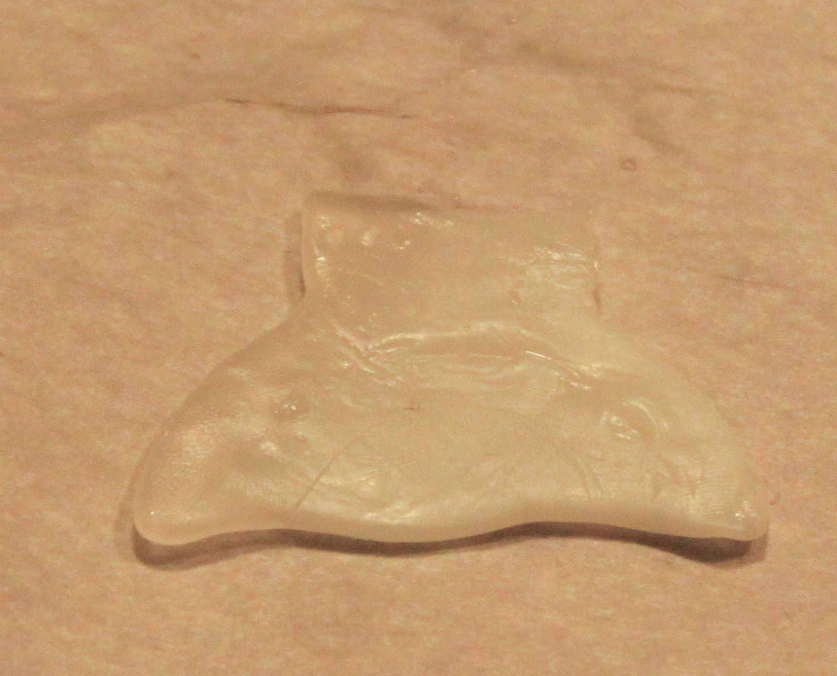 Bite Light the Mouth Held Flashlight Hack 4 Steps Instructables