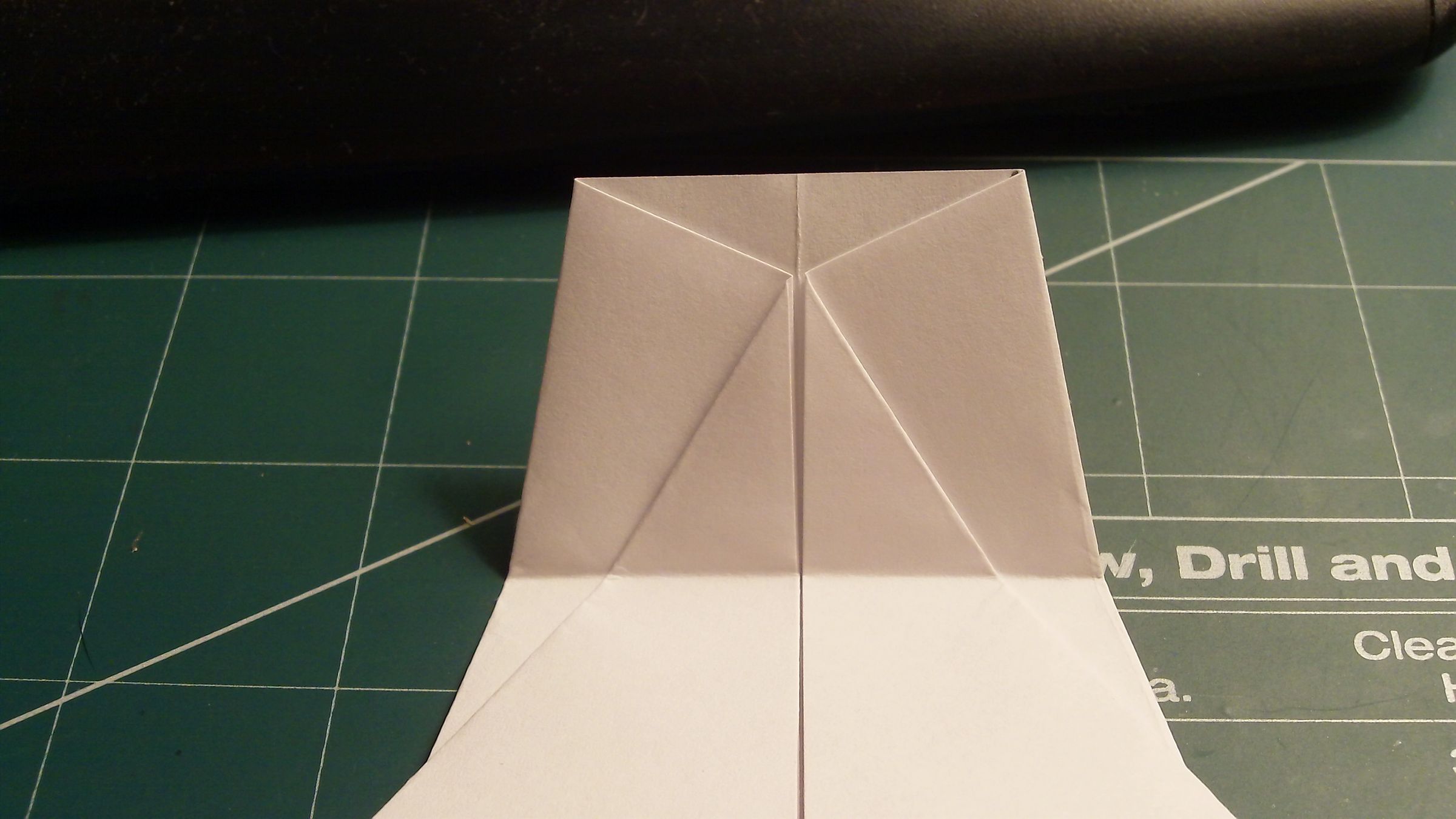 How to Make the Vanguard Paper Airplane 6 Steps Instructables