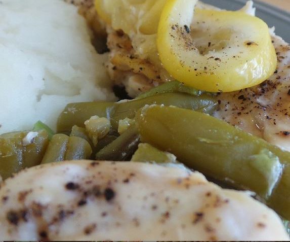 Roasted Chicken with Lemon Garlic Green Beans