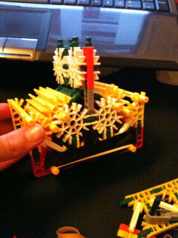 K'nex Box Mag