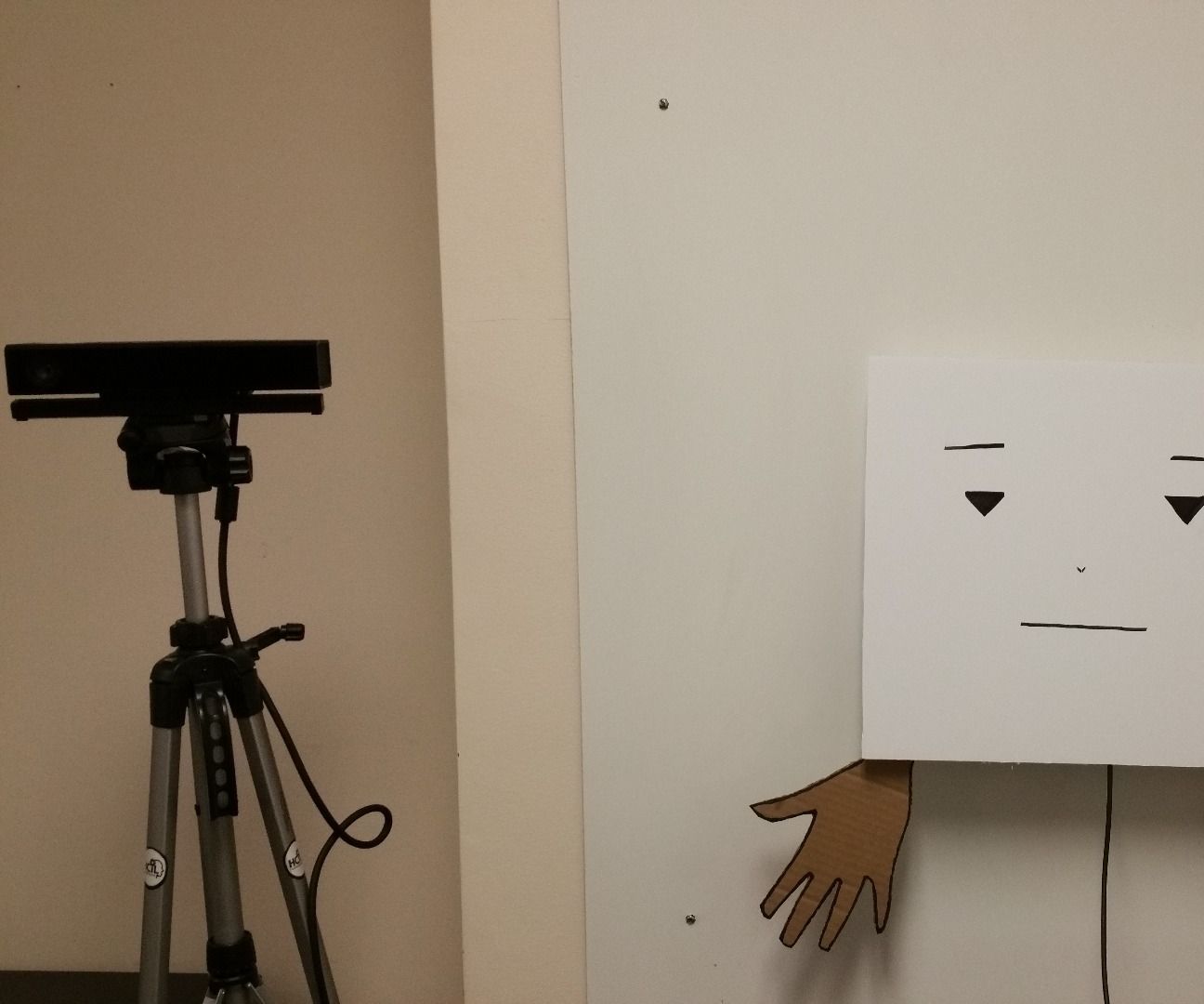 Marvin: Wall-Mounted Bot That Gestures
