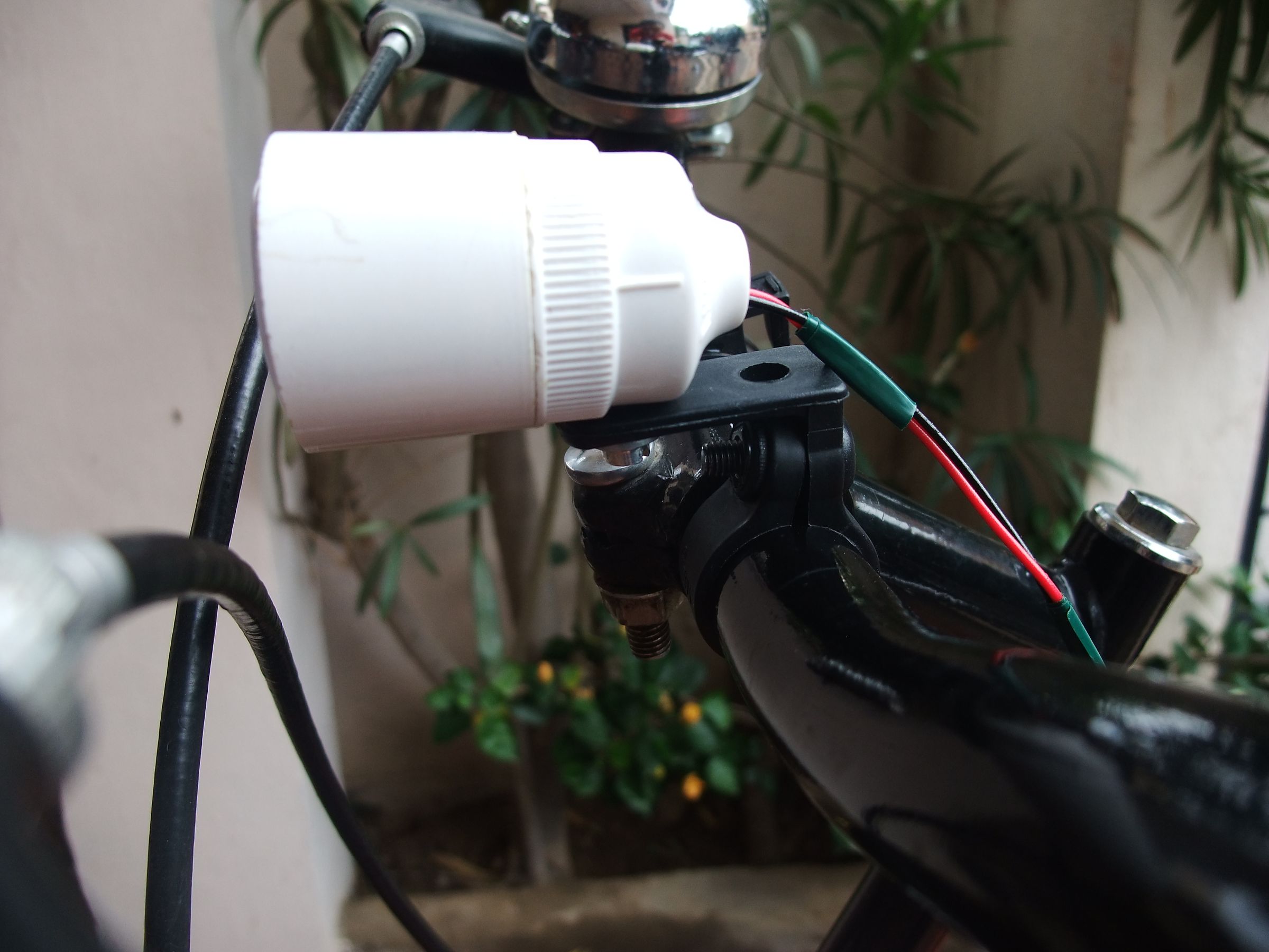 Broken Bike Light - Giving a New Life : 11 Steps - Instructables