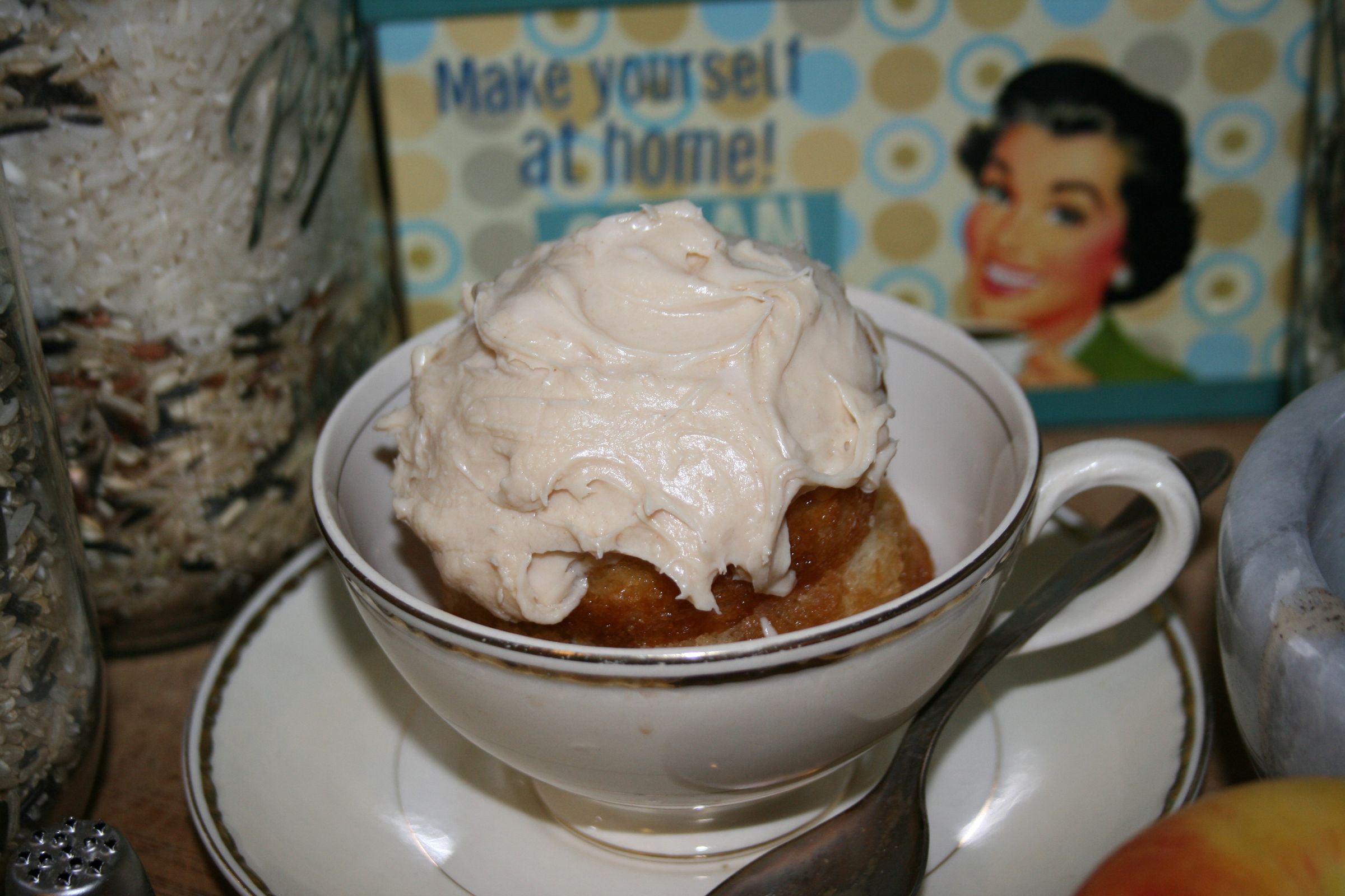 Vanilla-Maple, Cream Cheese-Peanut Butter Frosted Cupcakes! YUMO!