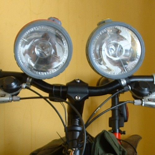 Awesome Twin Spotlamps