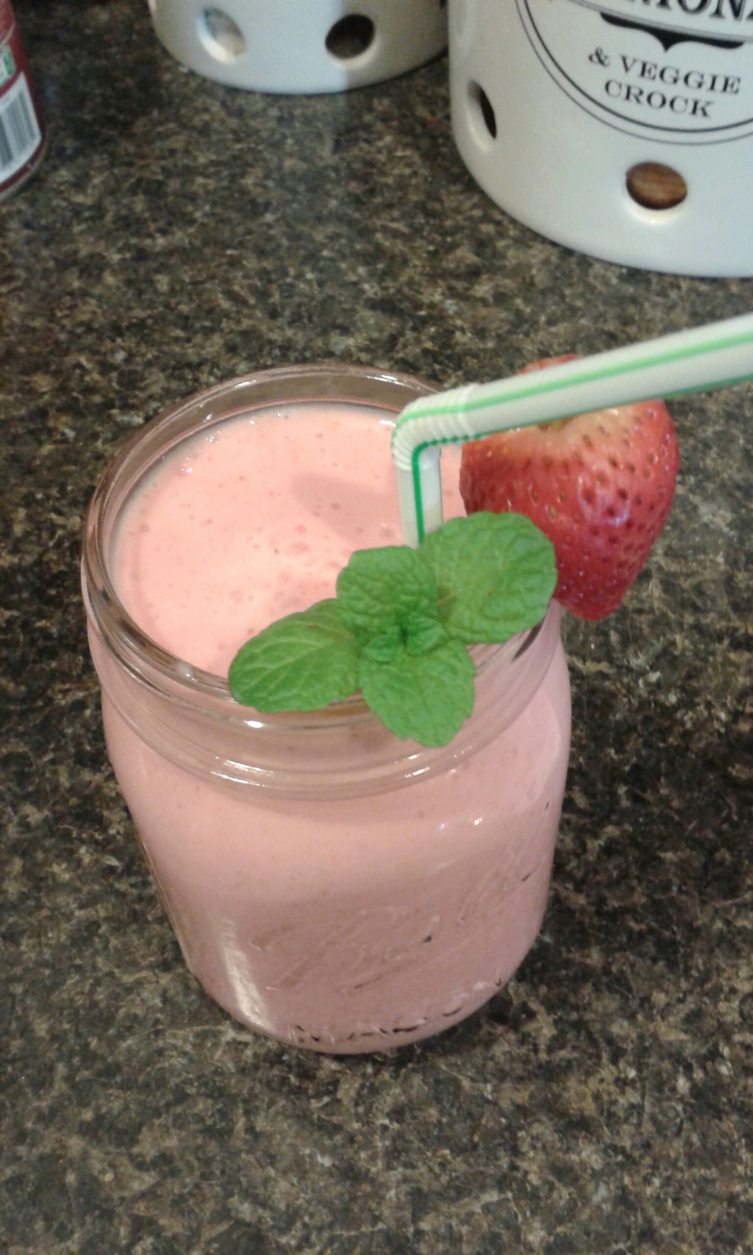 Fresh Strawberry Smoothie