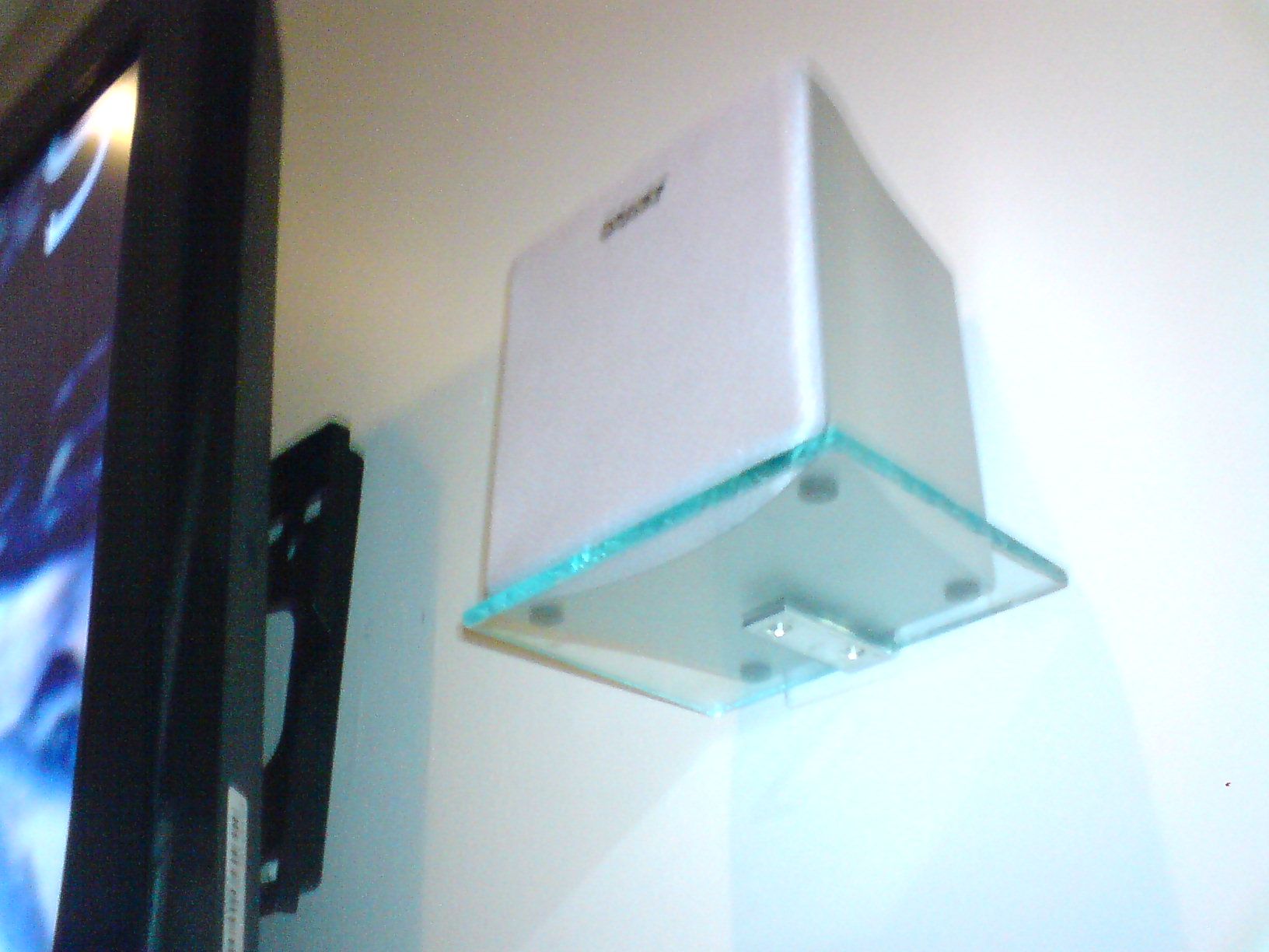 Semiinvisible Surround Sound Speaker Shelves 3 Steps Instructables