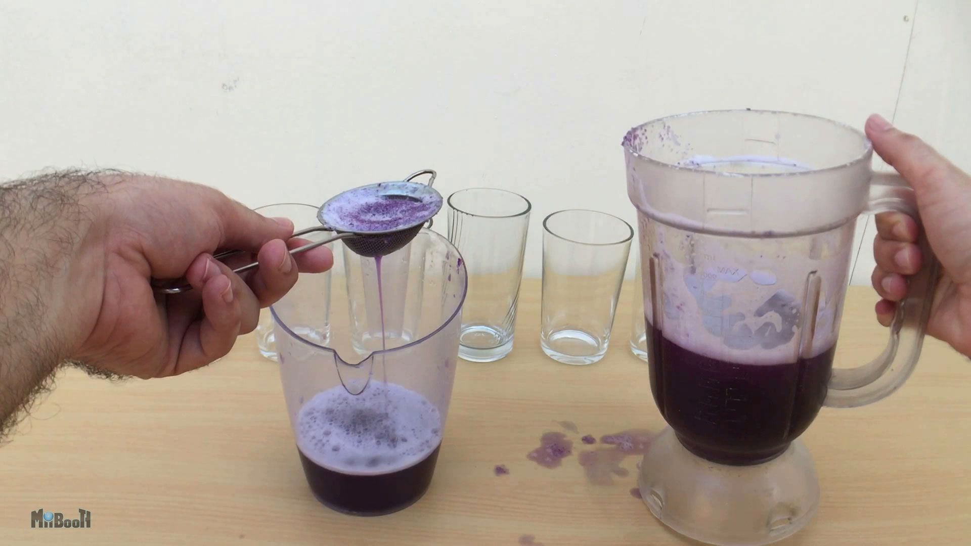 Acid/Base PH Indicator Experiment (Video) 3 Steps (with Pictures