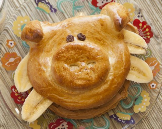 PB & Banana Piggy Sandwich