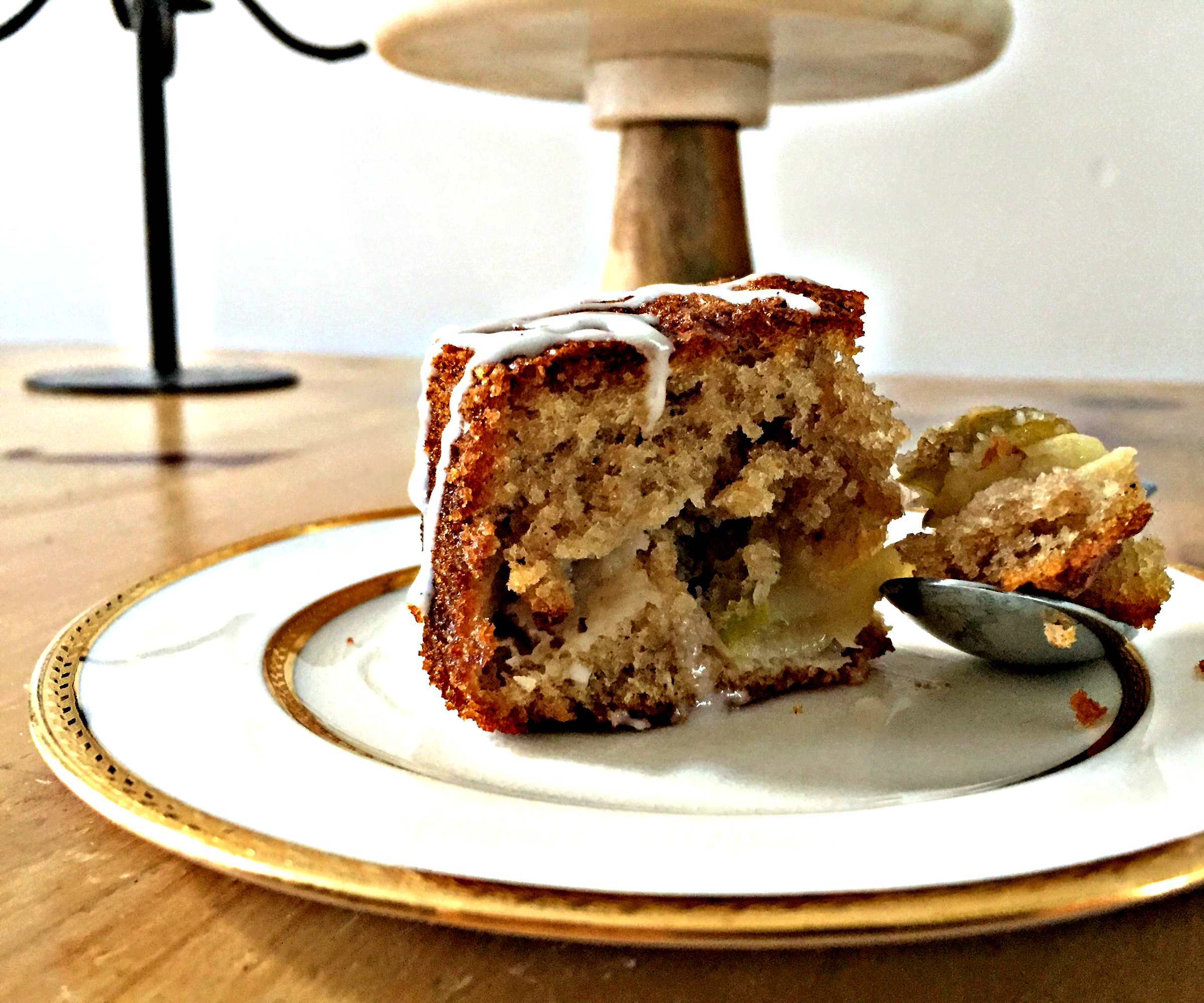 Spiced Apple Cake With a Vanilla Bean Glaze 