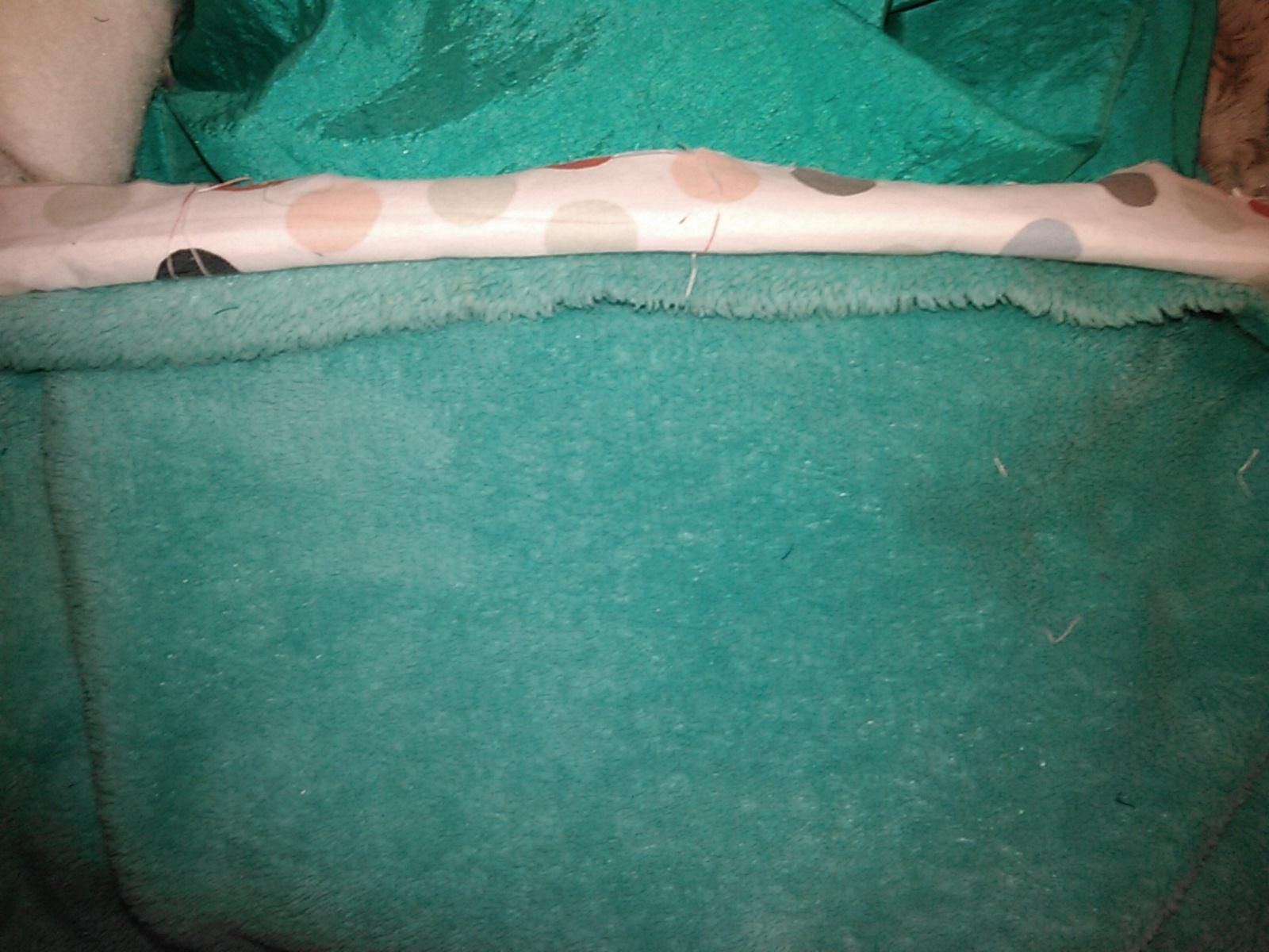 Blanket and Pillow Set 4 Steps Instructables