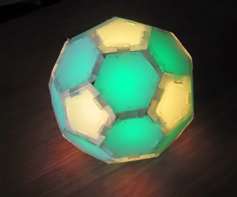 Bluetooth/Gyroscope/Accelerometer Controlled Lightball (with Individual Adjustable Leds in Each Side)