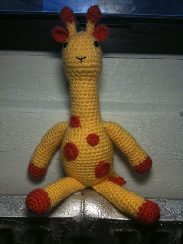 Giraffe by KariAmi