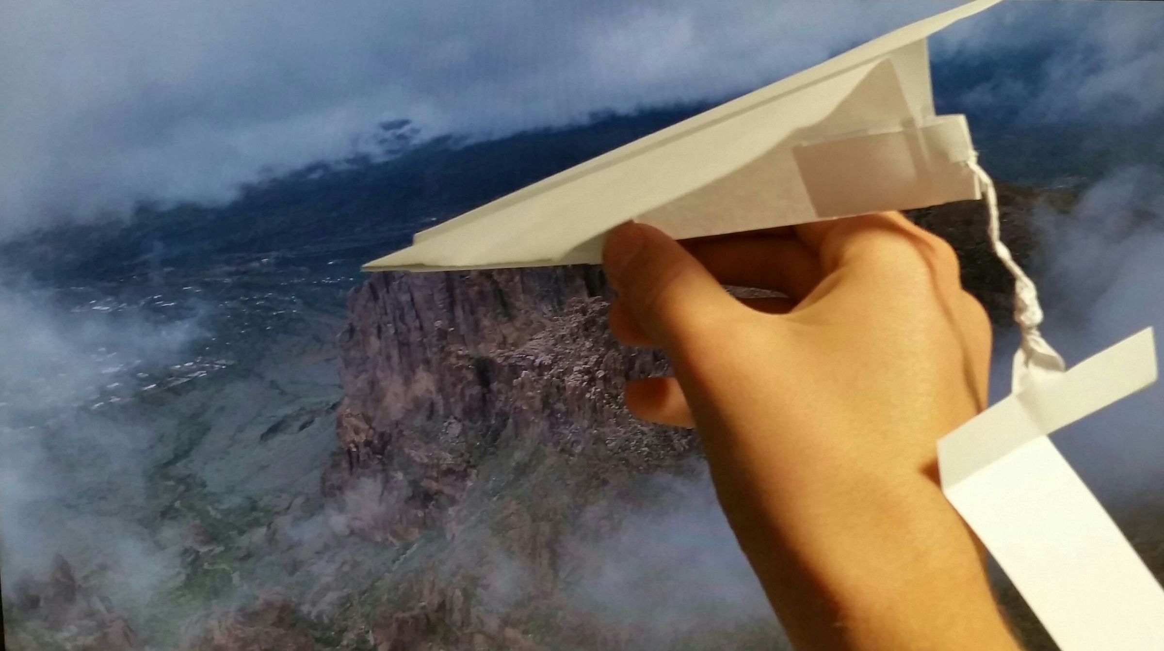 The Swirlamura Lock: an Unusual Paper Airplane
