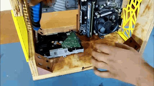 2.5 HDD Assembly