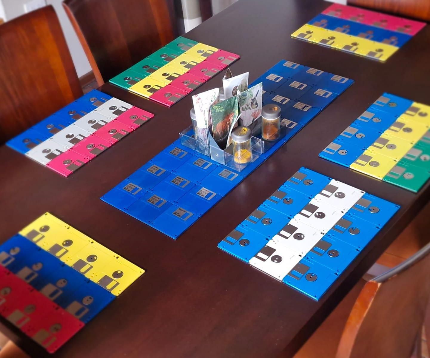 DIY Retro Floppy Disk Placemats: Latin American Flag Edition