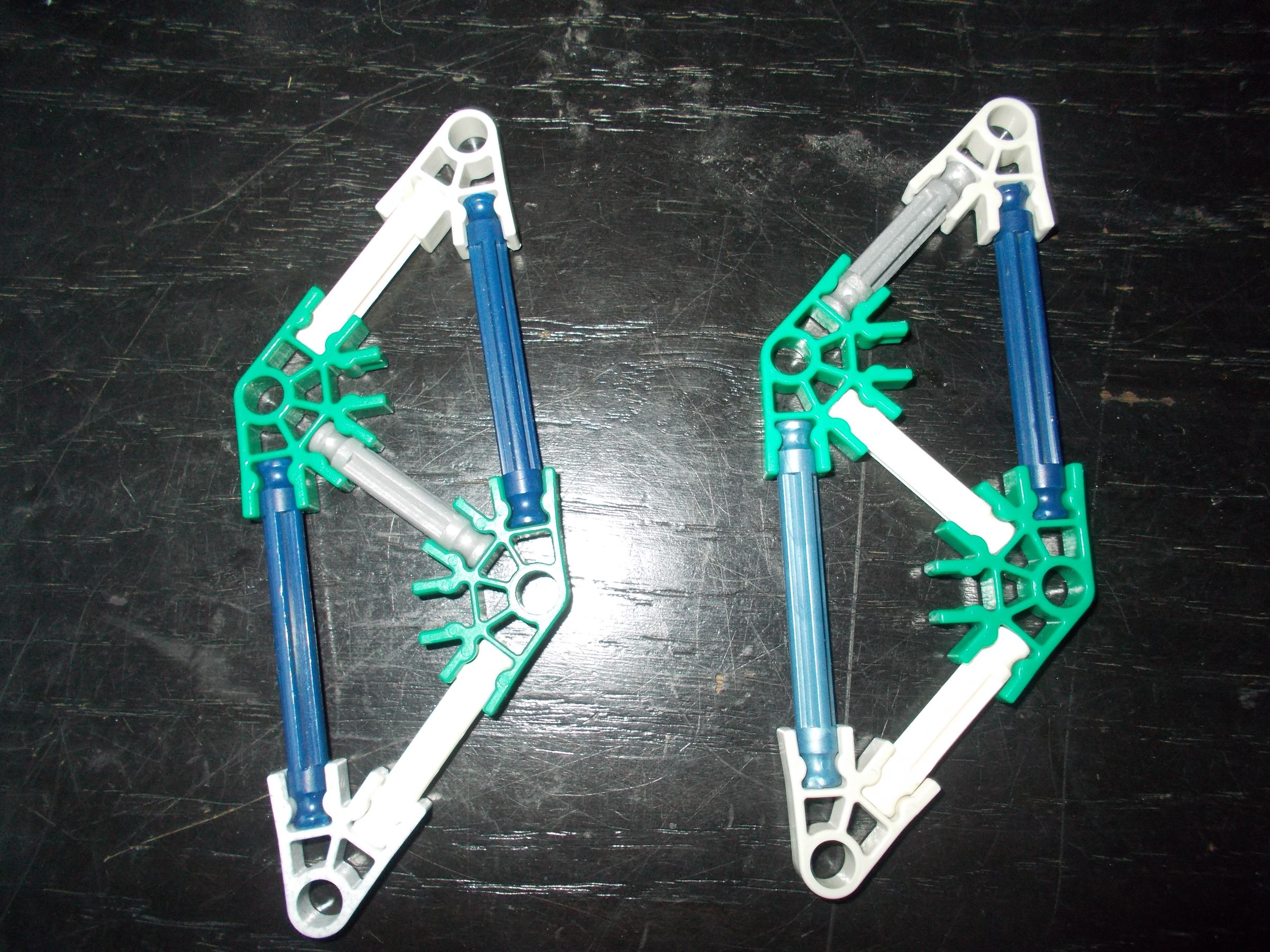 Knex Throwing Knife