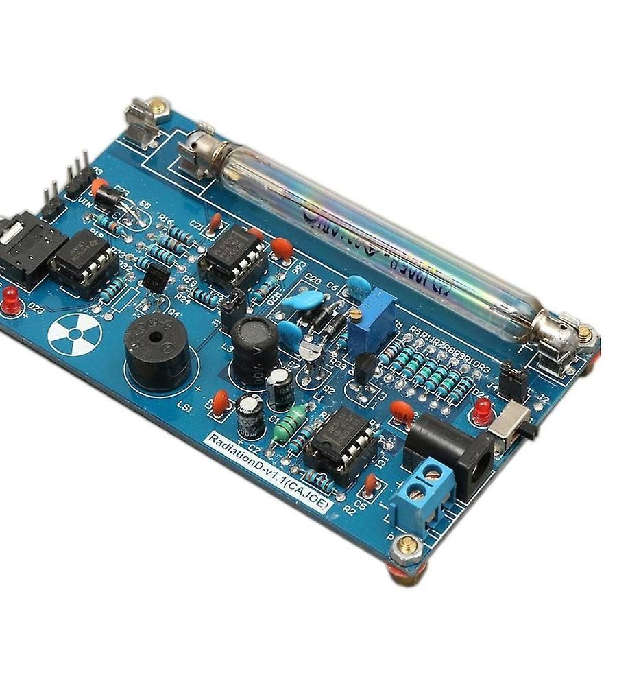 Arduino Geiger Counter With Designed App in Python