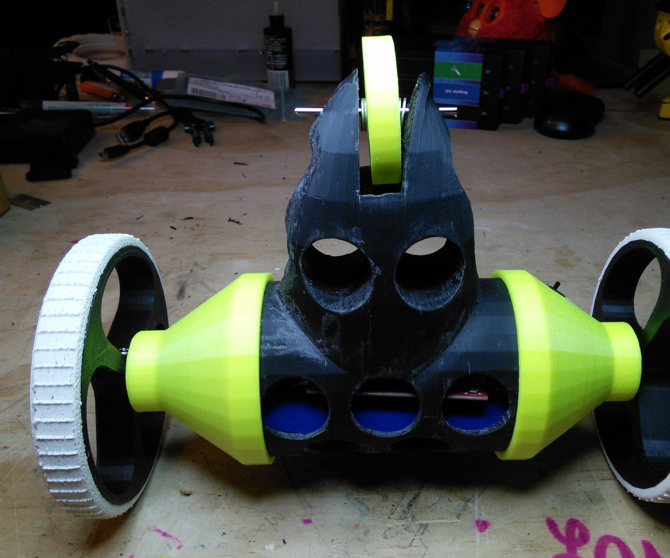 Flip-Flop CyliBot