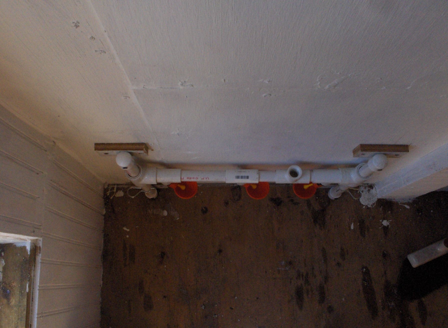 Chicken Drinker Manifold for Cups or Nipples