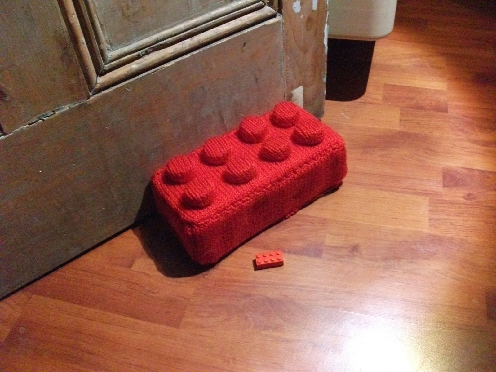 How to Knit a Giant Lego Brick Doorstop