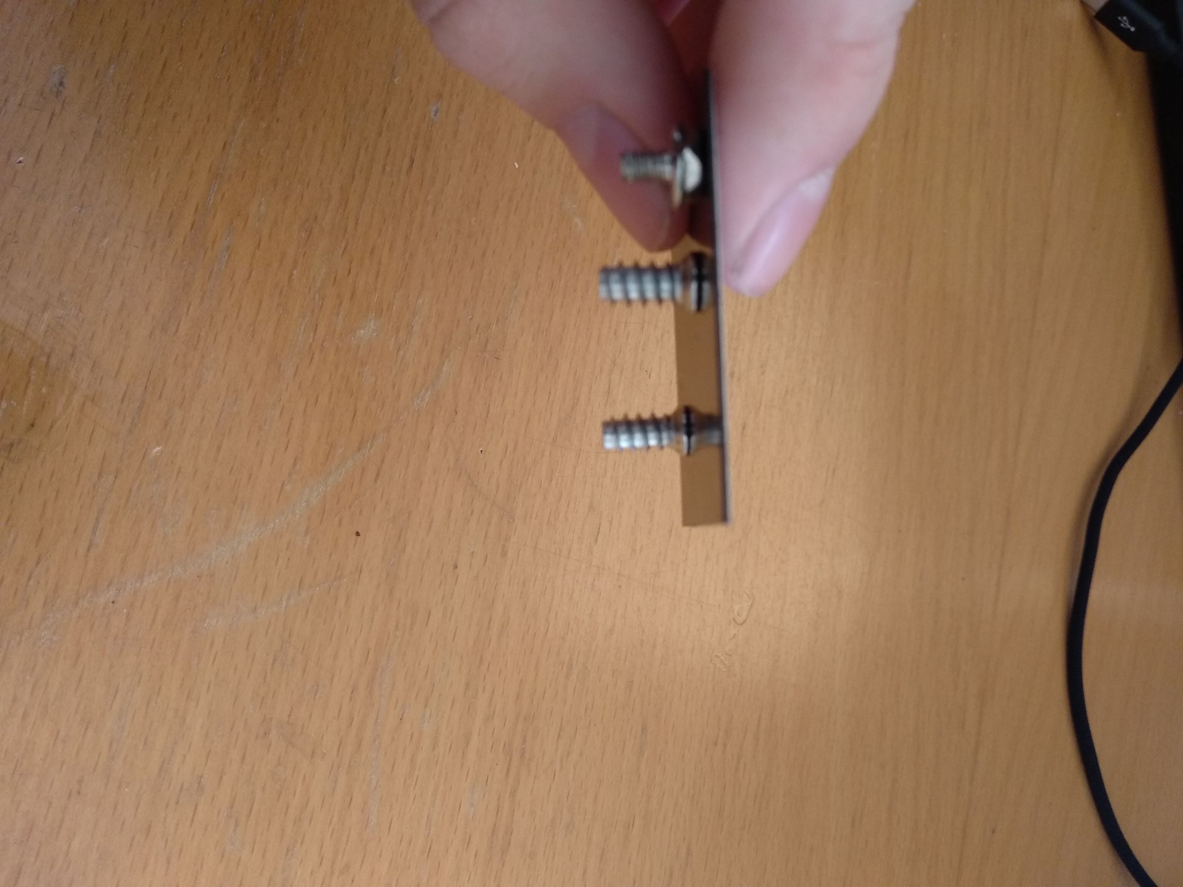 DIY Writable Screw Mat From Old Fridge 3 Steps