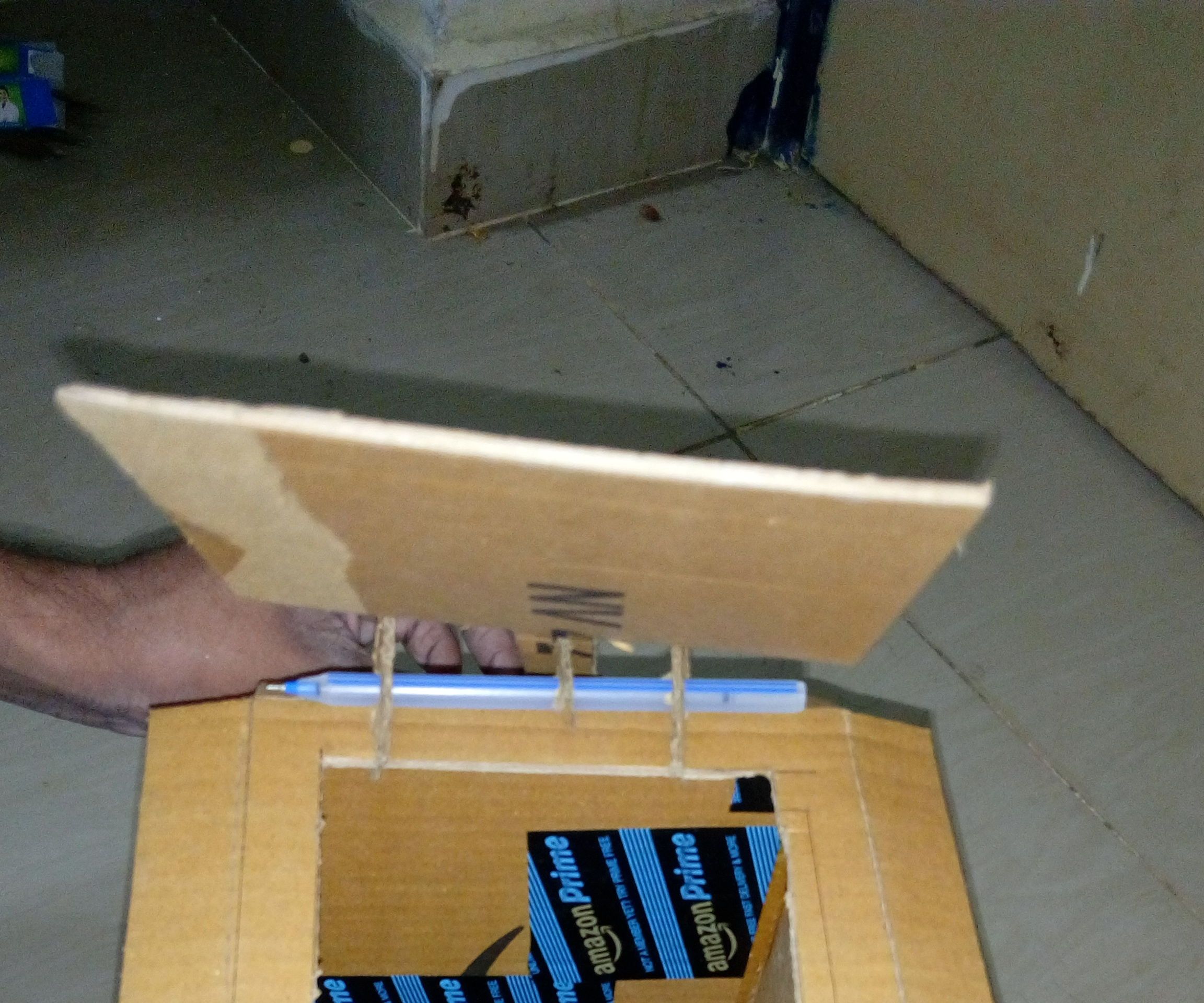 Make a Pedal Bin From Cardboard