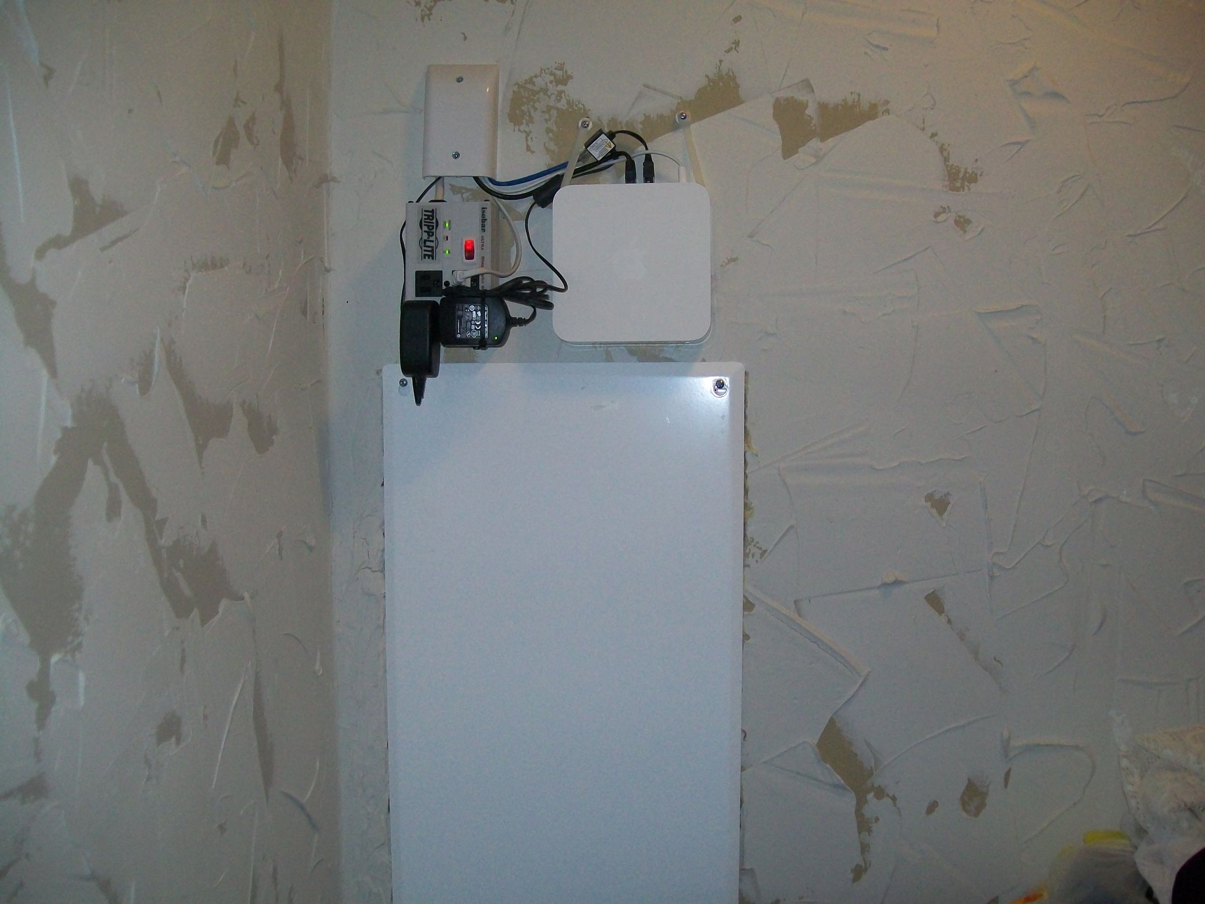 How to Wall Mount a Airport Extreme.