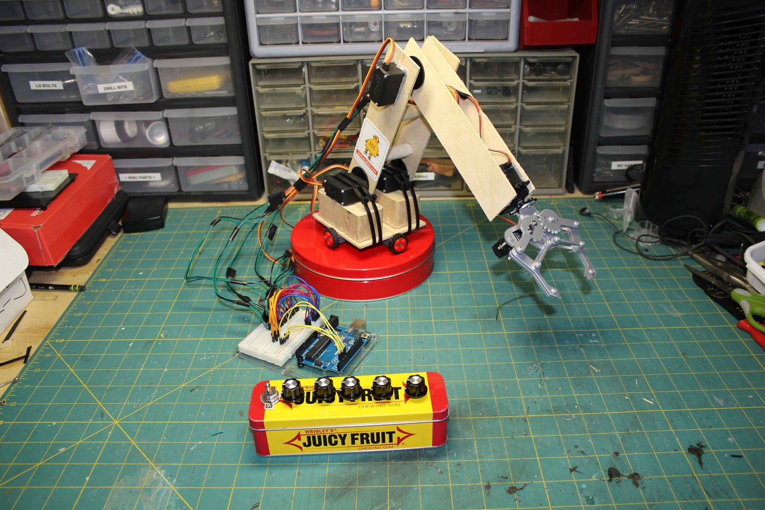 Easy and Simple Arduino Robot Arm - Instructables