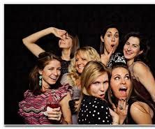 Make Your Wedding More Memorable by Wedding Photo Booth Hire