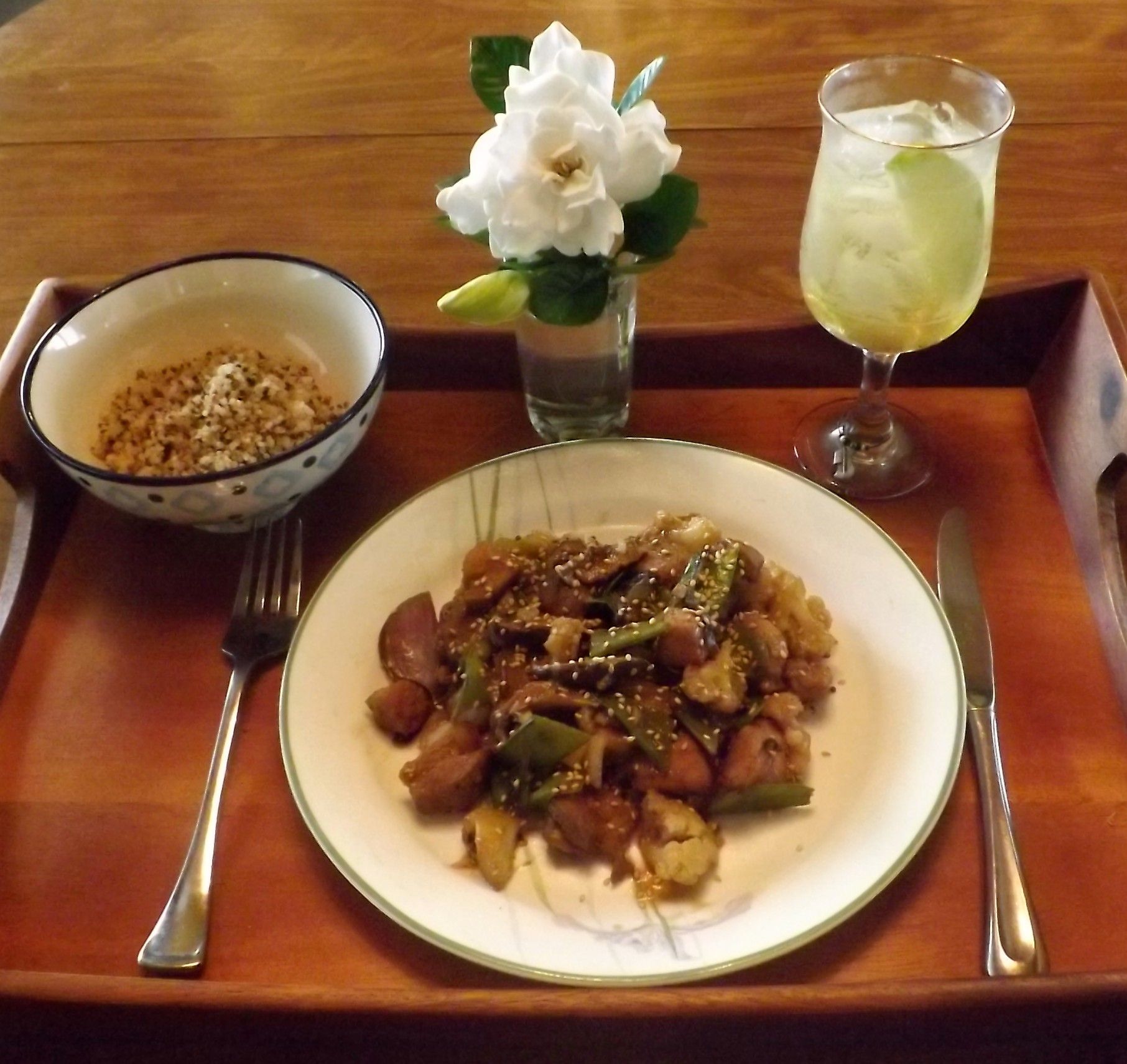 SESAME PORK WITH CAULIFLOWER, SHIITAKE MUSHROOMS & SNOW PEA PODS IN a