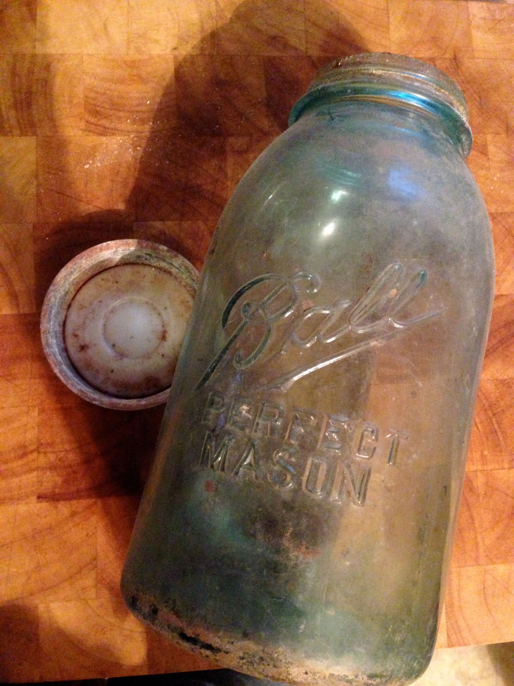 Cleaning Antique Glass Jars (Mason Jars) 5 Steps Instructables