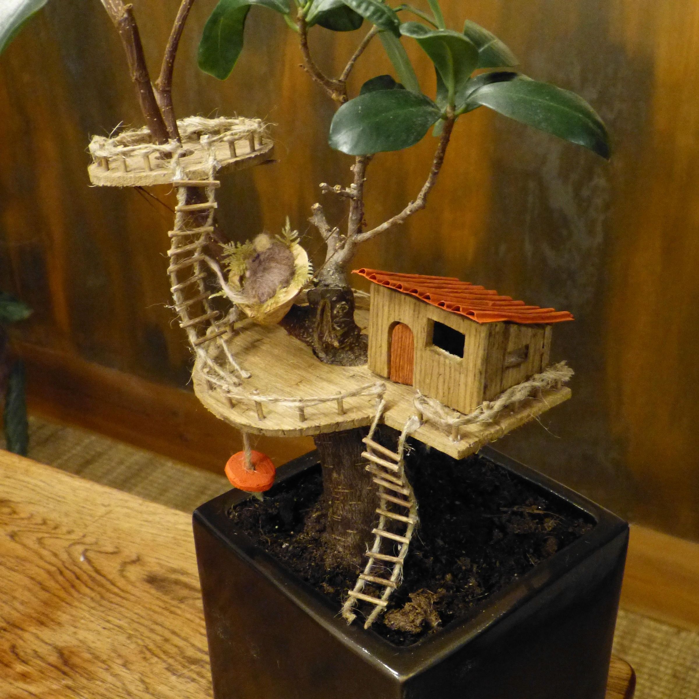 Houseplant Treehouse & Tiny Mouse