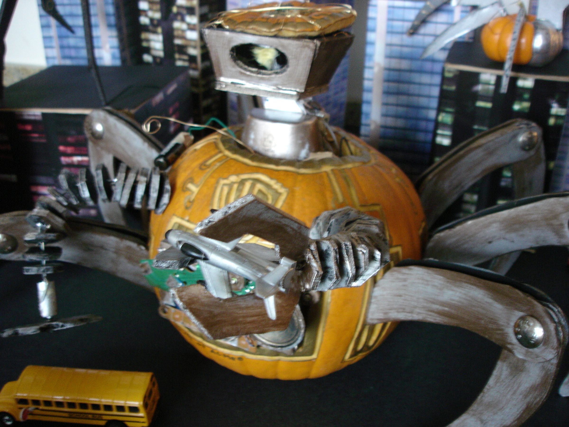 Robo-Pumpkin!
