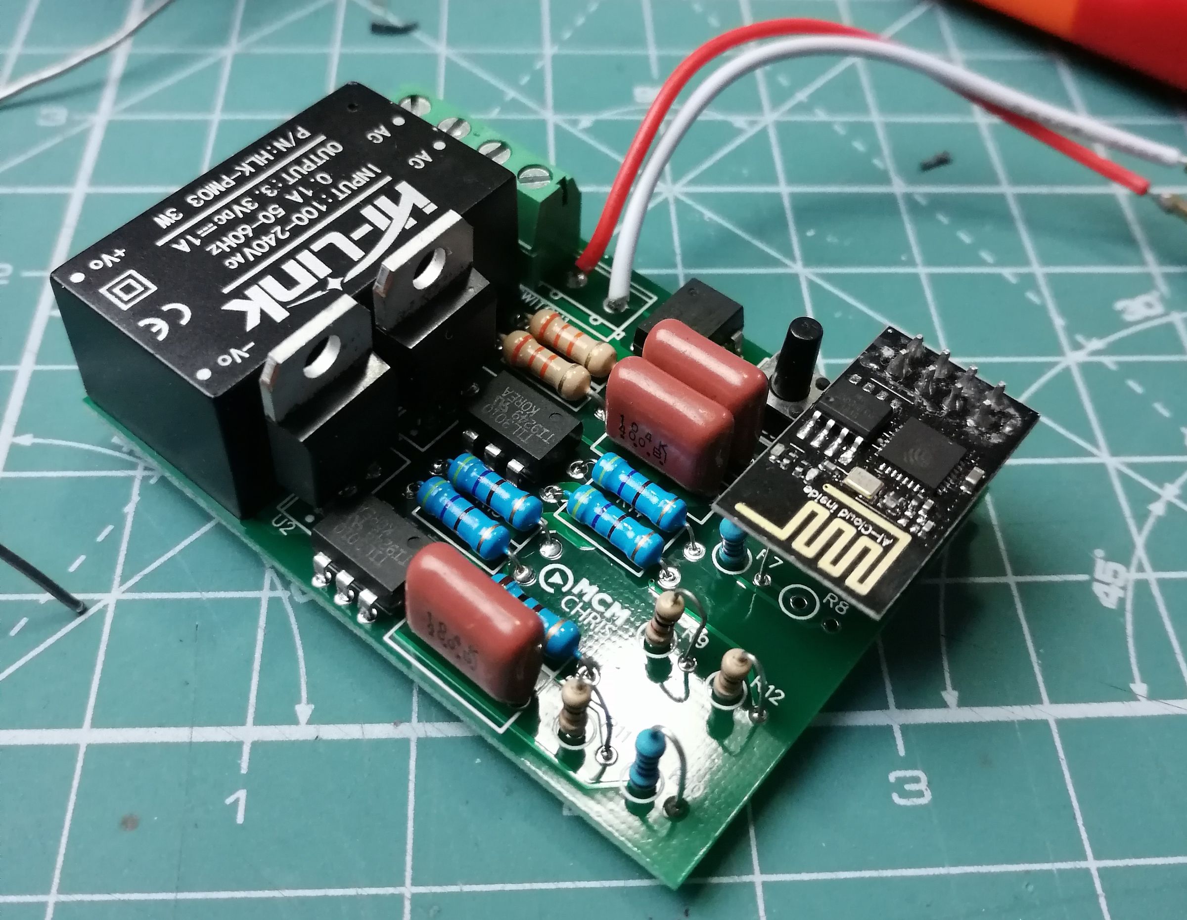 Light Switch + Fan Dimmer in One Board With ESP8266 7 Steps (with