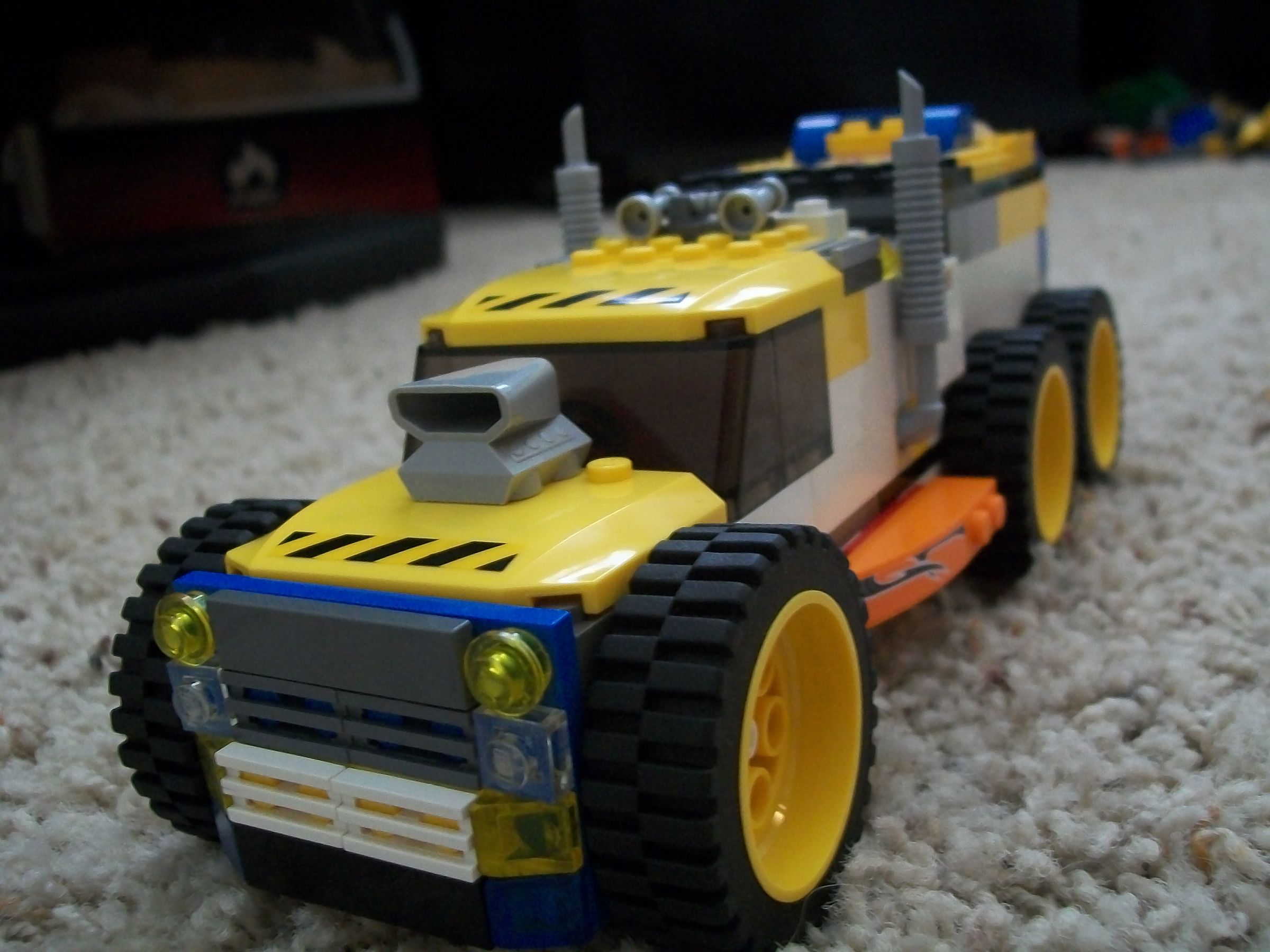 Low Ride'n Lego Truck
