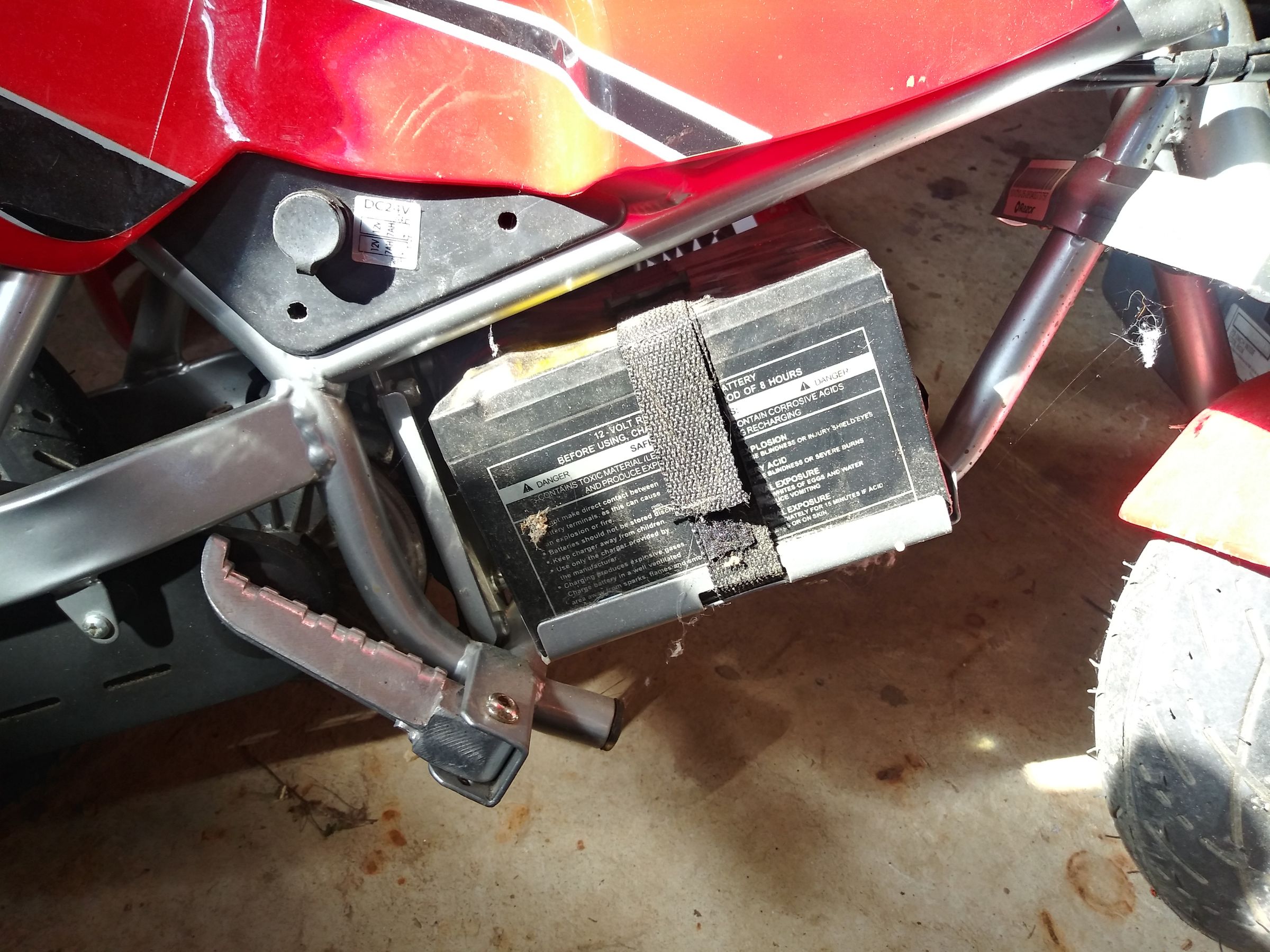 Replacing Razor PR200 Batteries : 8 Steps - Instructables