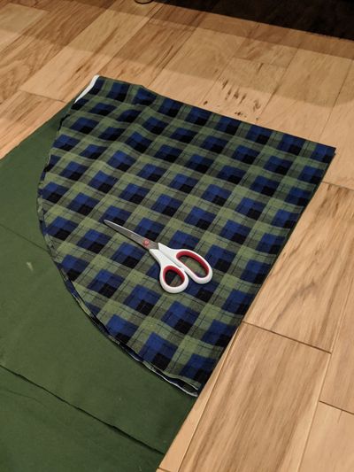 Cozy Reversible Hooded Capelet : 14 Steps (with Pictures) - Instructables