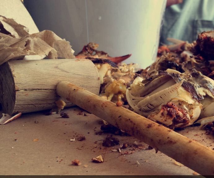 How to Eat Blue Crabs 