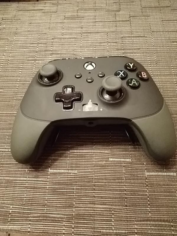 Cleaning an Xbox 1 Controller