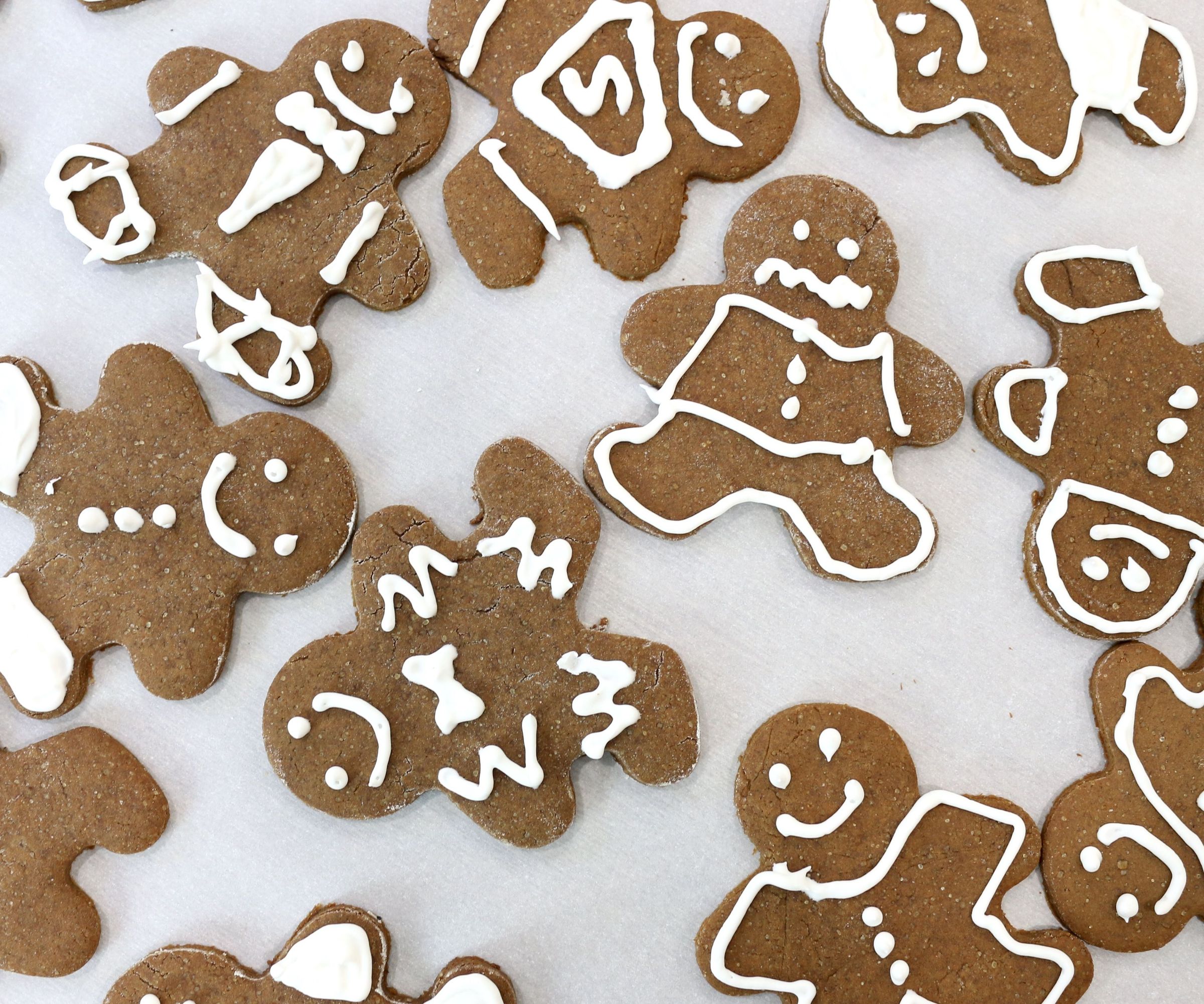 OLD FASHIONED GINGERBREAD COOKIES Recipe