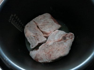 how long to cook beef in pressure cooker 2