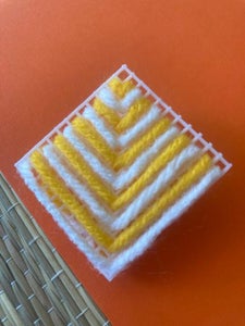 The Leaf Pattern With White Yarn - Step 2