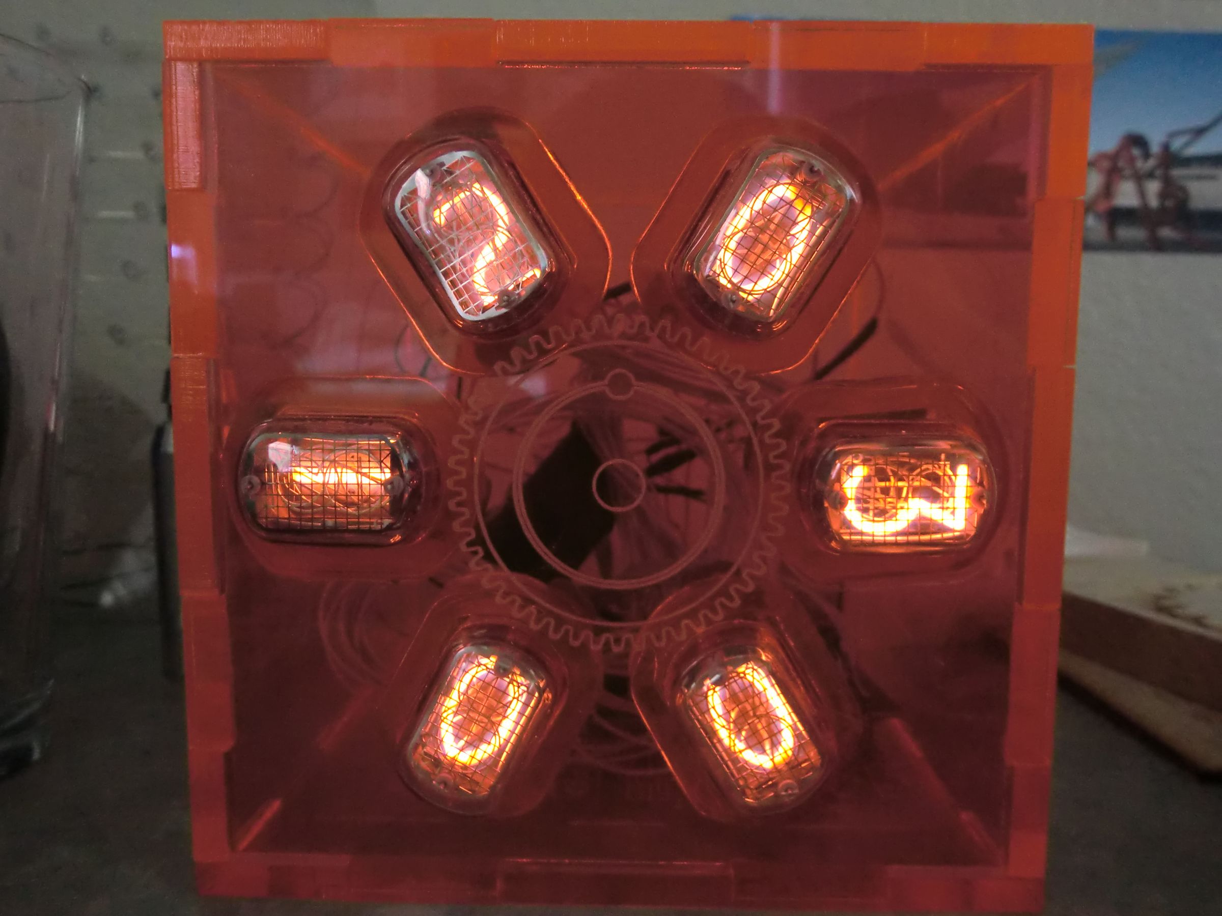 Radial Display Nixie Tube Clock