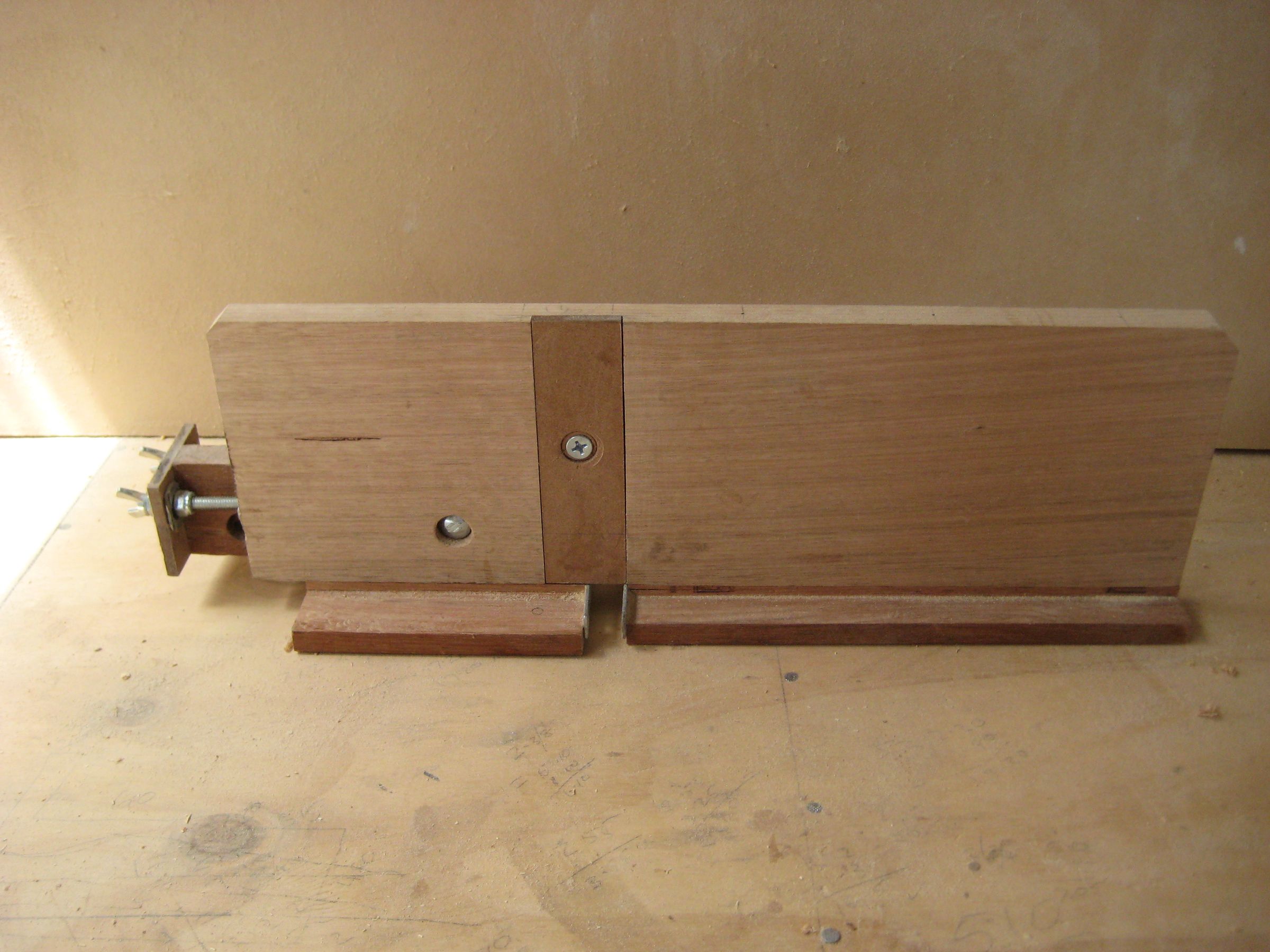 Mirco-adjustment Box Joint Jig