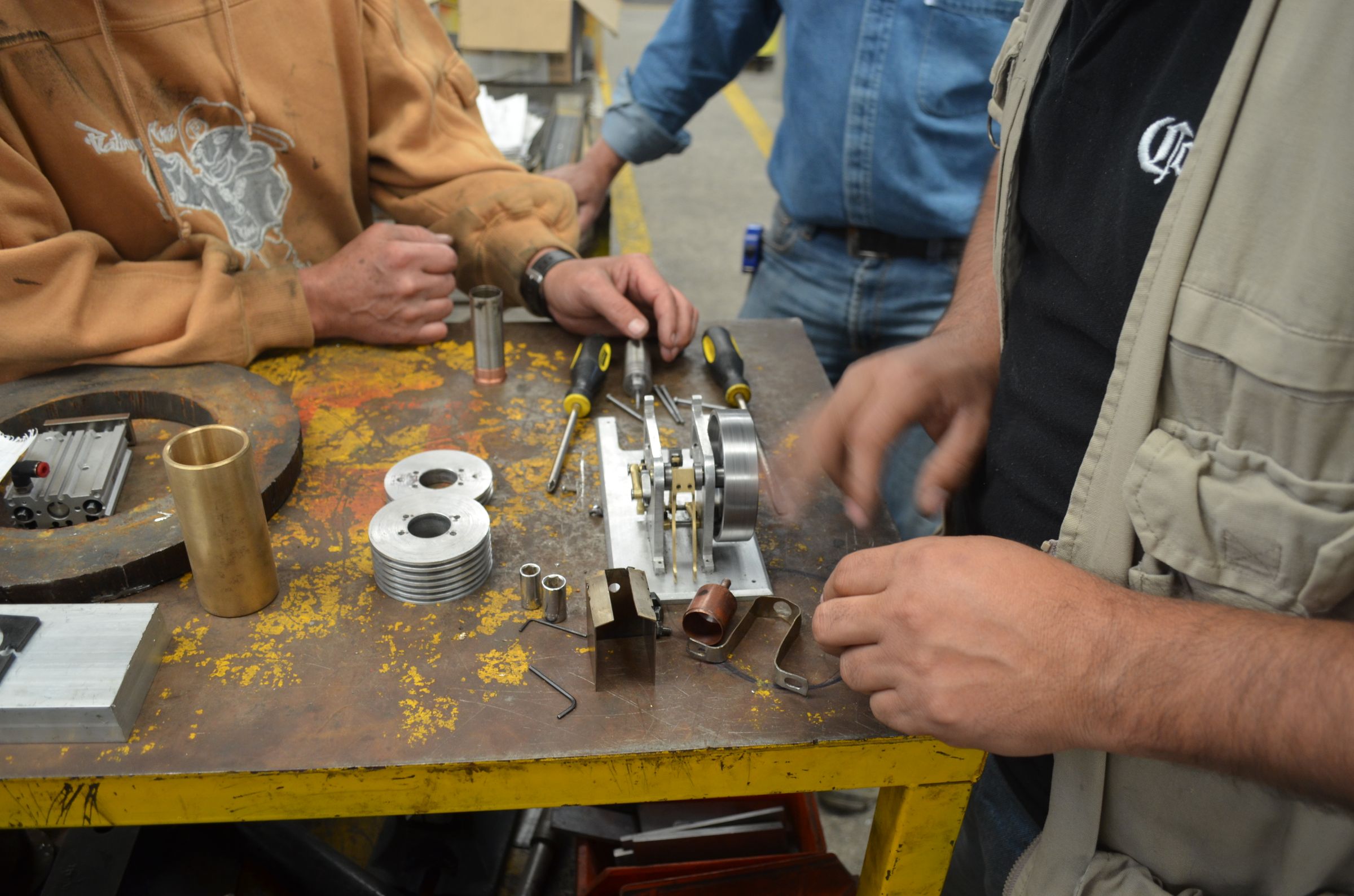 Stirling Engine : 4 Steps (with Pictures) - Instructables