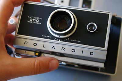 Appareil Photo Vintage Polaroid Automatic 250 – Cuir Noir – Fabriqué Aux USA