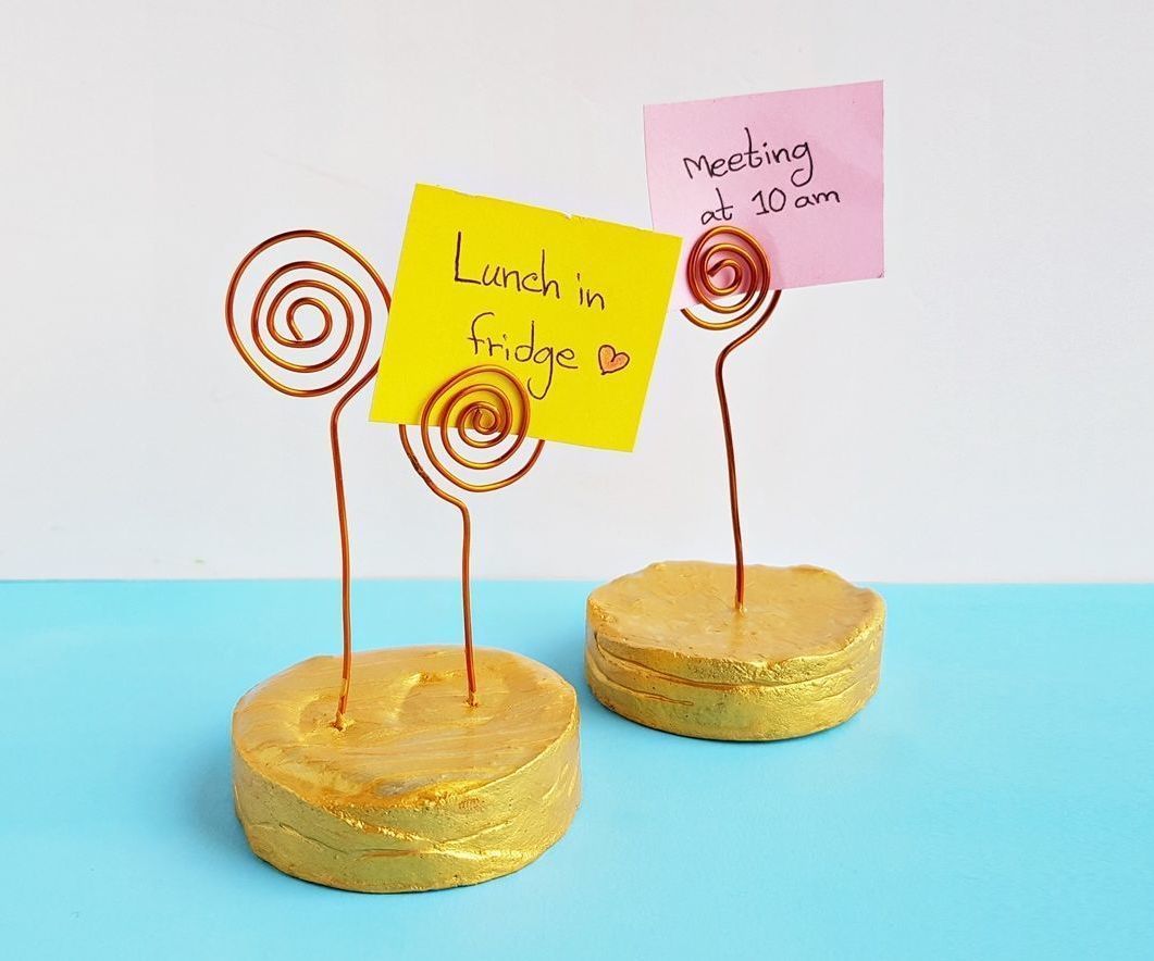 DIY Concrete Note Holder